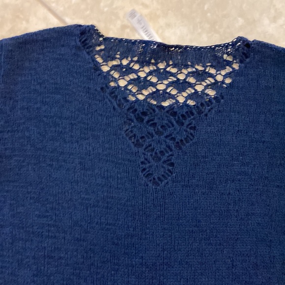 AéRopostale Navy Blue lightweight, crocheted sweater - Picture 5 of 6